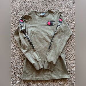 Champion men’s Long Sleeve Tee